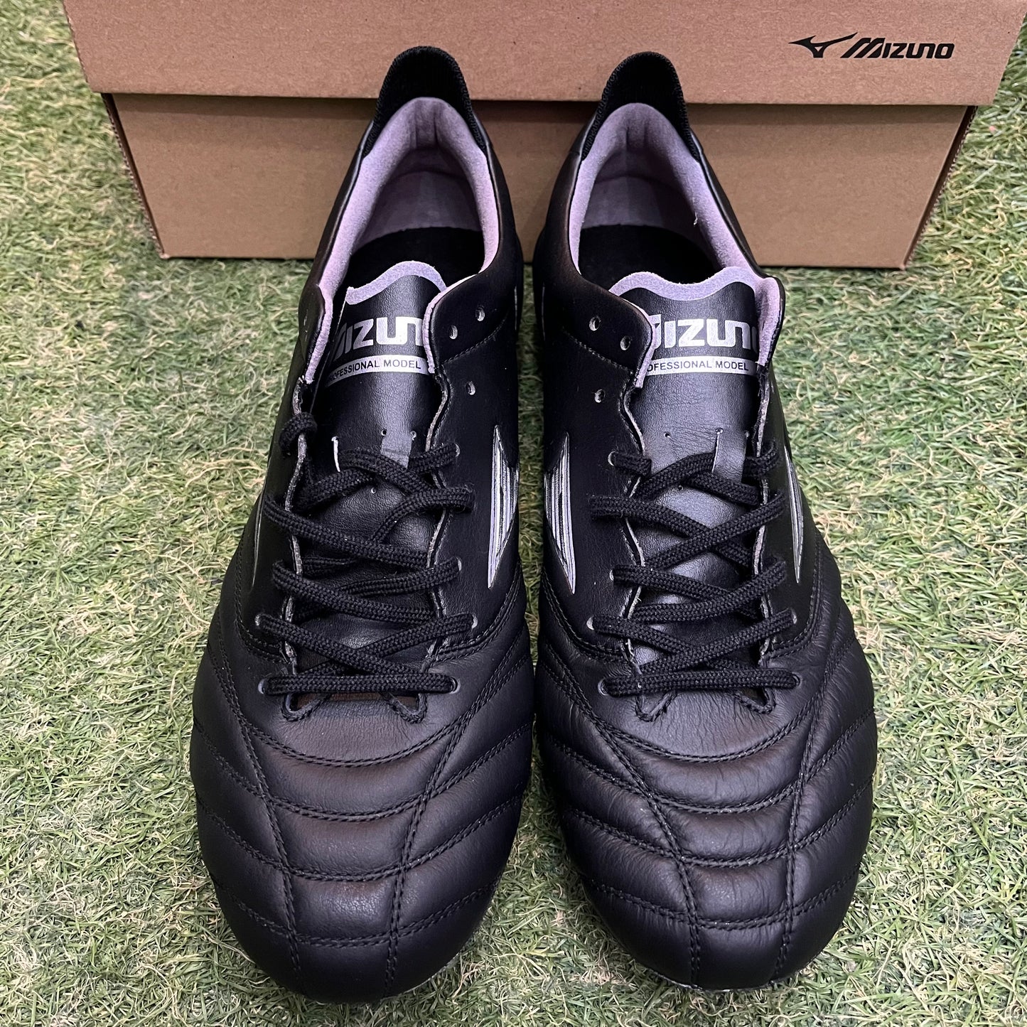 日本未発売 モレリアネオ4 エリート P1GA243203 Morelia Neo4 elite
