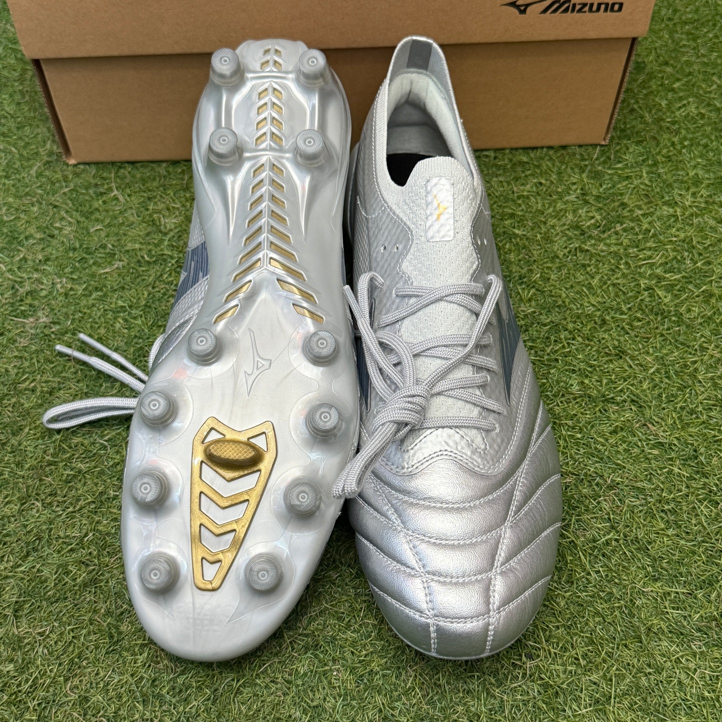 日本未発売 モレリアネオ4 β Elite P1GA254204 Morelia Neo 4 β ベータ PLATINUM SILVER パック プラチナム シルバー パック