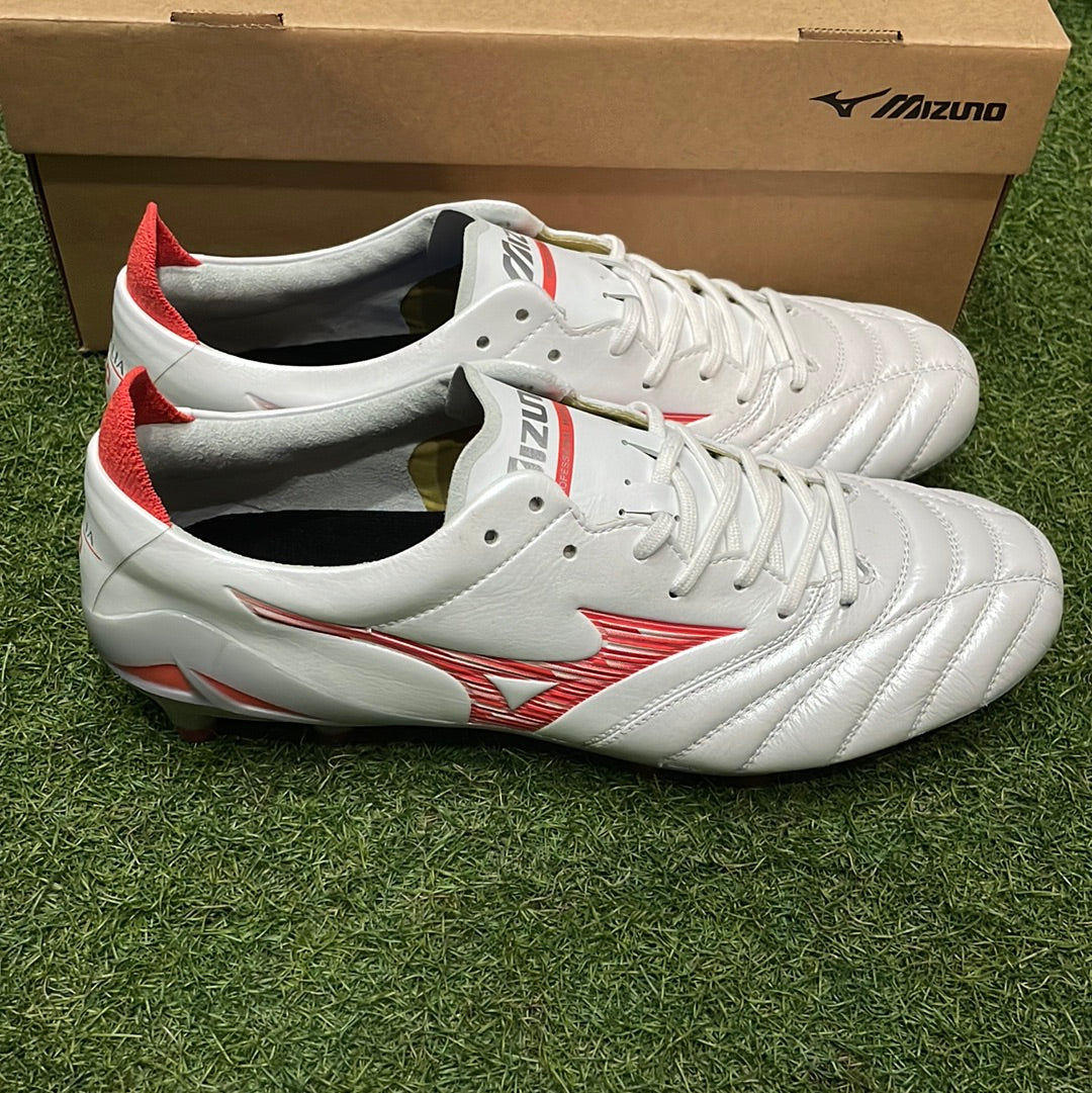 日本未発売 モレリアネオ4 エリート P1GA243260 Morelia Neo4 elite