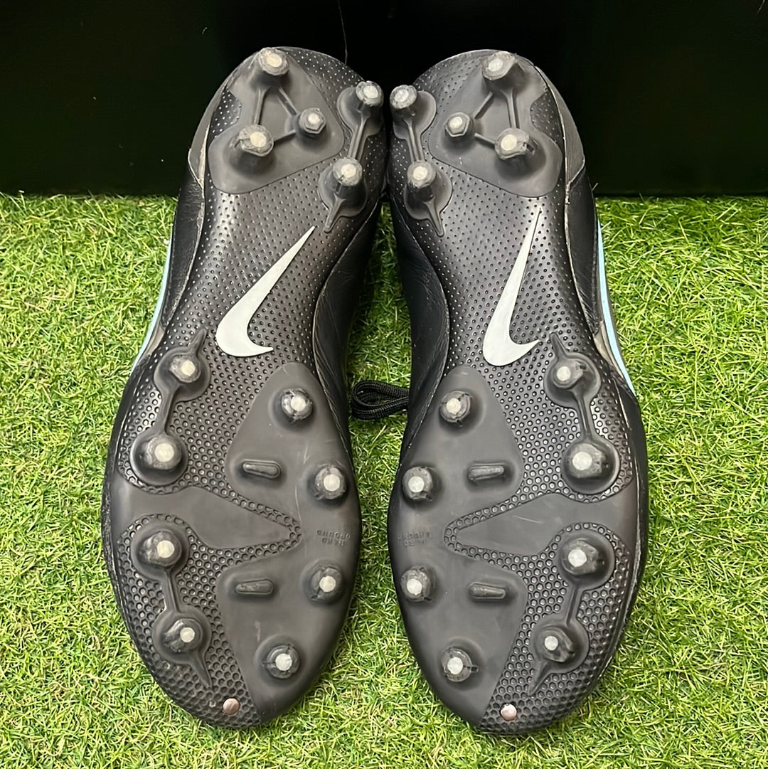 26.0 Used Goods中古スパイクTiempo Legend 9 HG