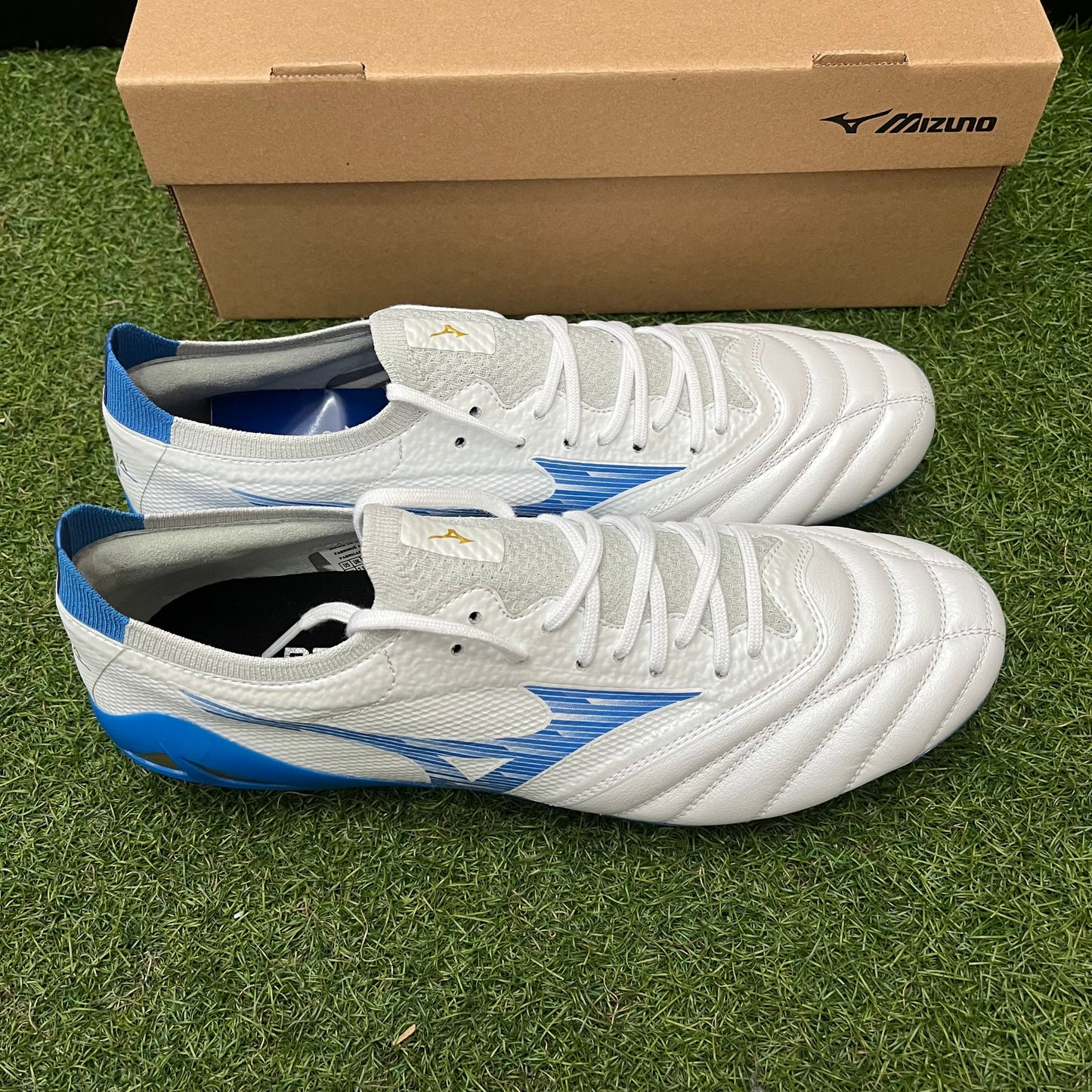 日本未発売 モレリアネオ4 β Elite P1GA244225 morelia neo 4 MUGEN Pack ムゲンパック