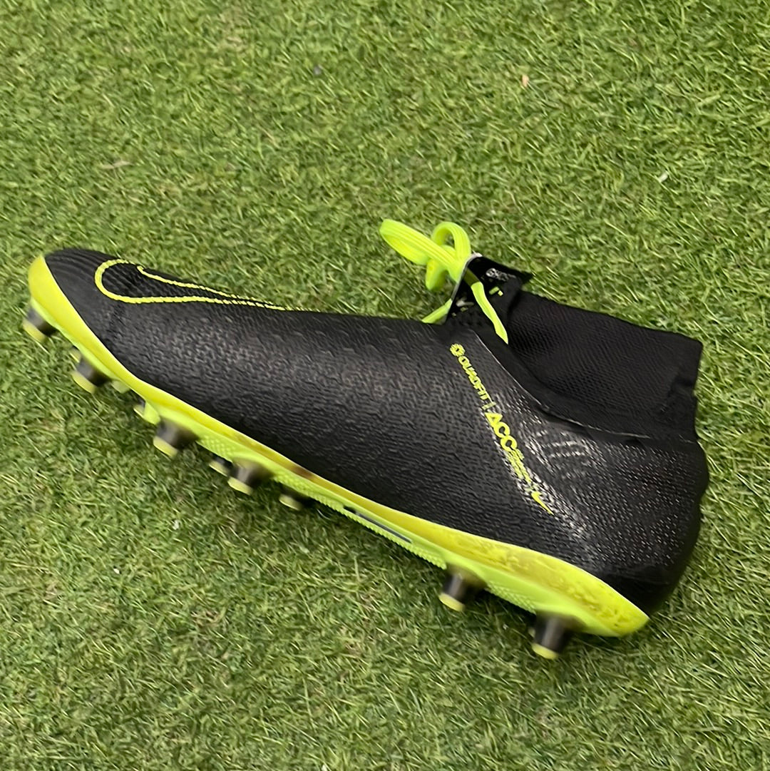 26.0 右足のみ Used Goods中古スパイクPhantom Vision AG-PRO