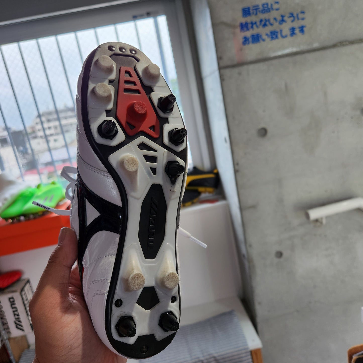 Mix processing (with wrench stud 2,750 yen) Delivery time 6 business days My right arm