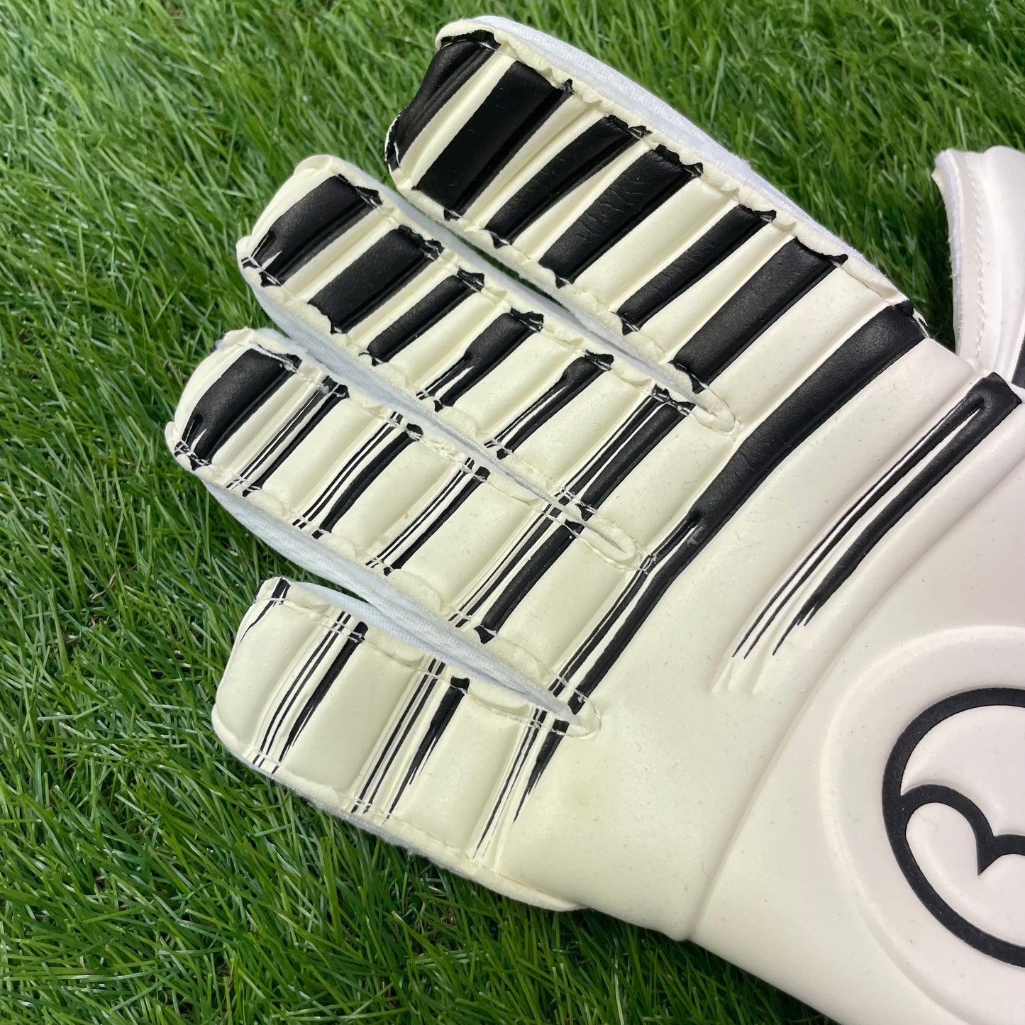 RWLK キーパーグローブ(R1-2)