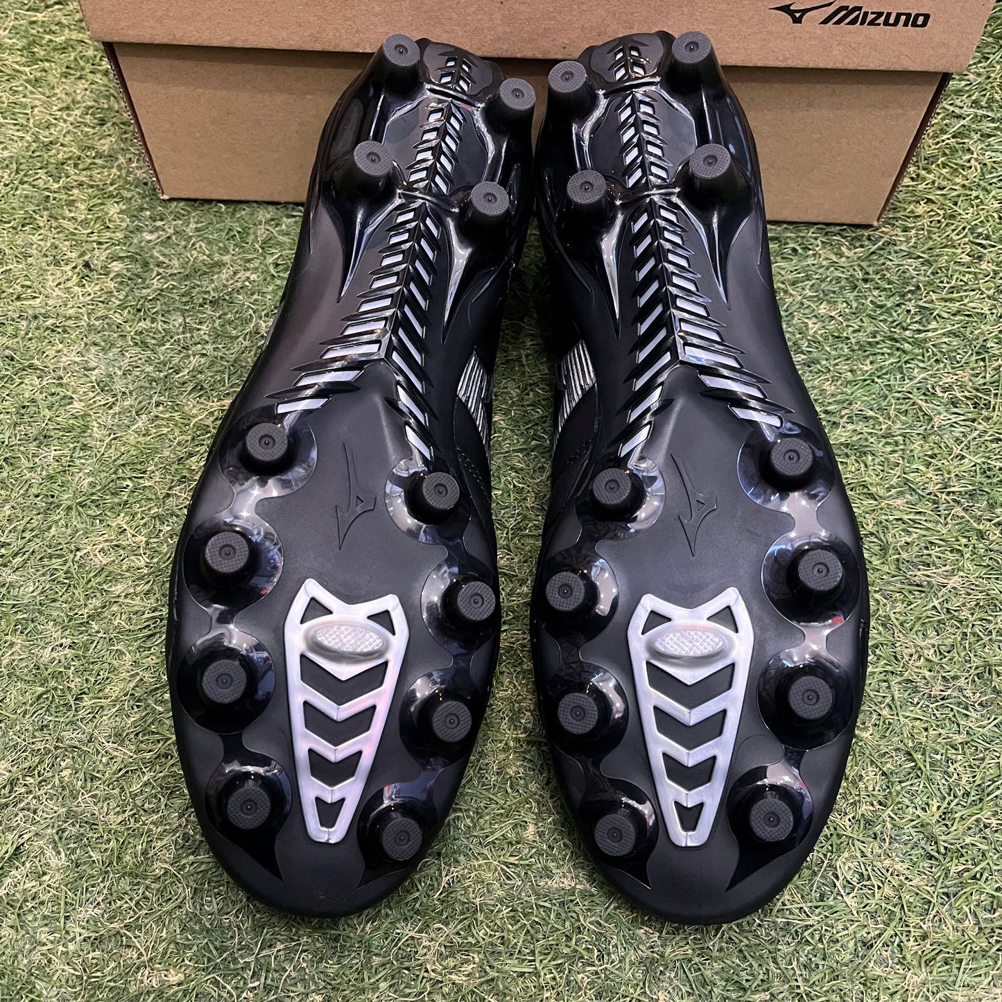 日本未発売 モレリアネオ4 エリート P1GA243203 Morelia Neo4 elite
