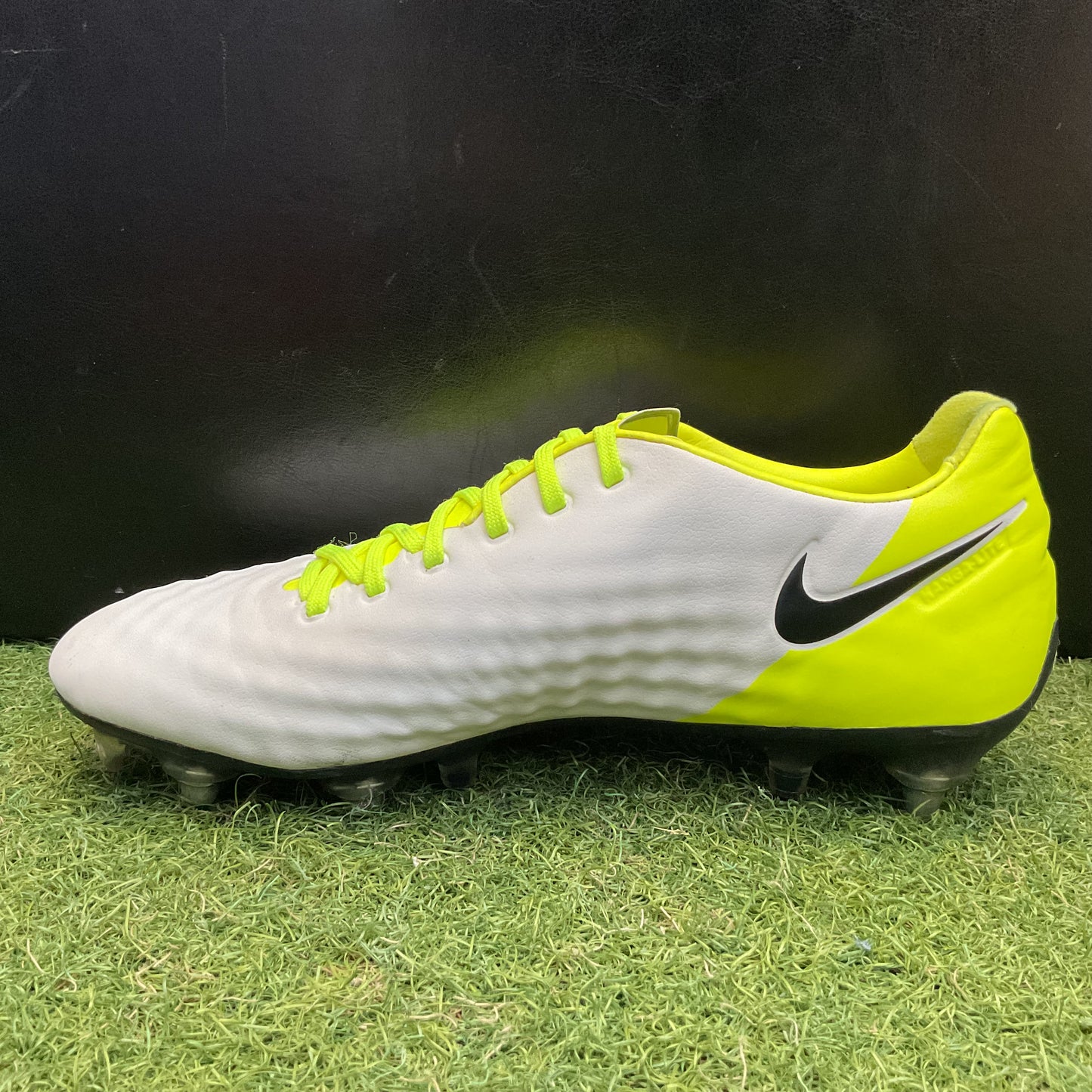25.5 cm Used Goods 中古スパイク Magista Opus SG ANTI CLOG