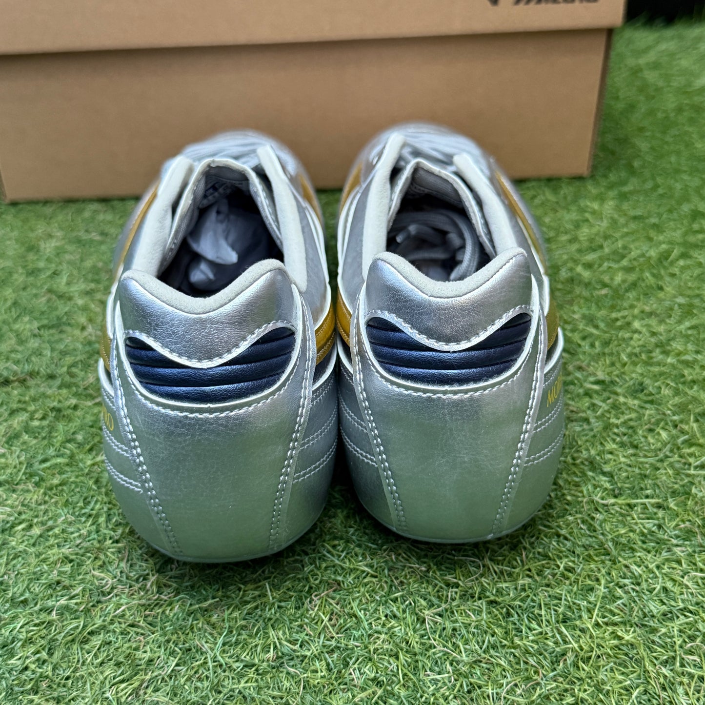 日本未発売 モレリア2 Pro AG P1GA251404 morelia 2 pro AG PLATINUM SILVER パック プラチナム シルバー パック