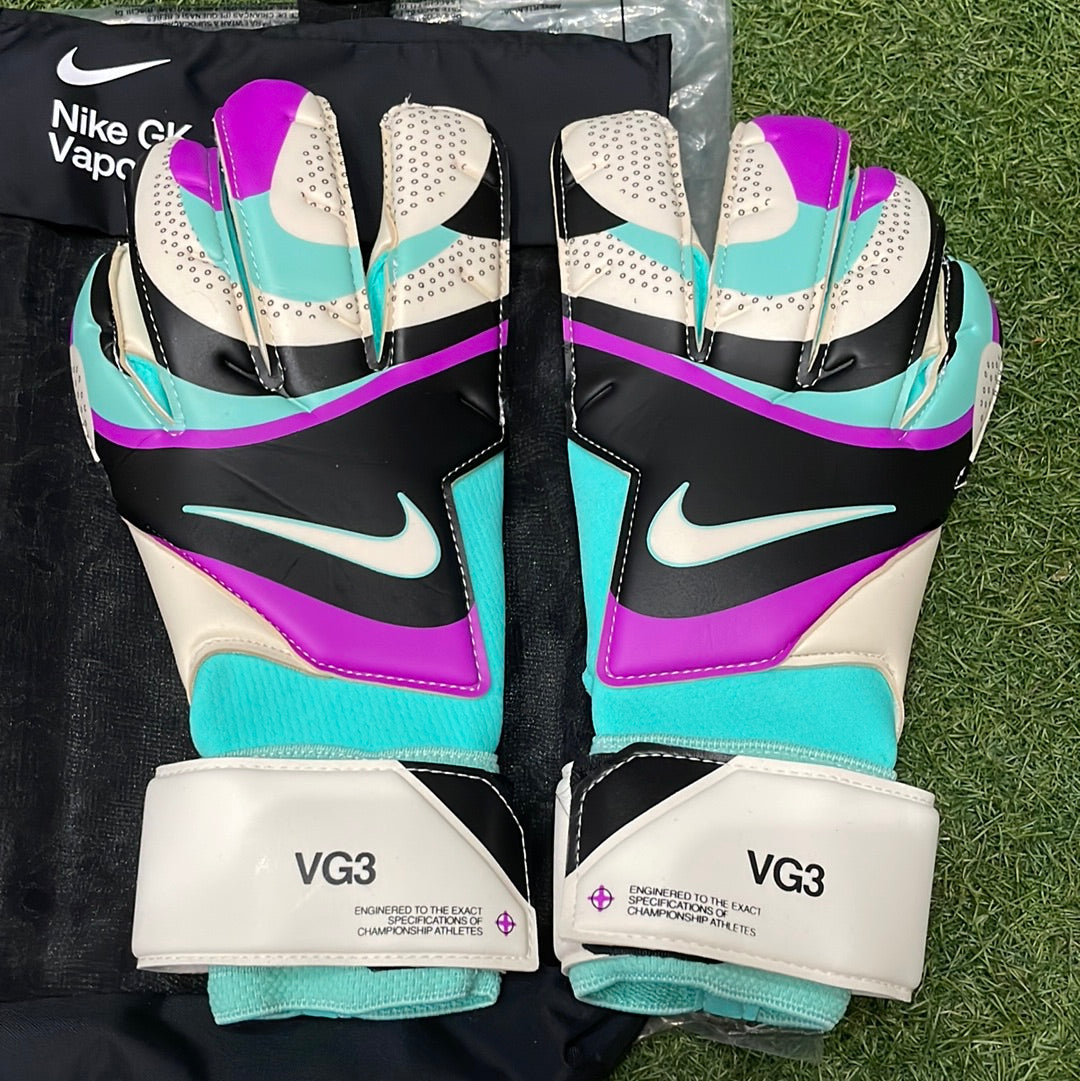日本未発売 ヴェイパーグリップ3FB2999 010 Vapor Grip 3