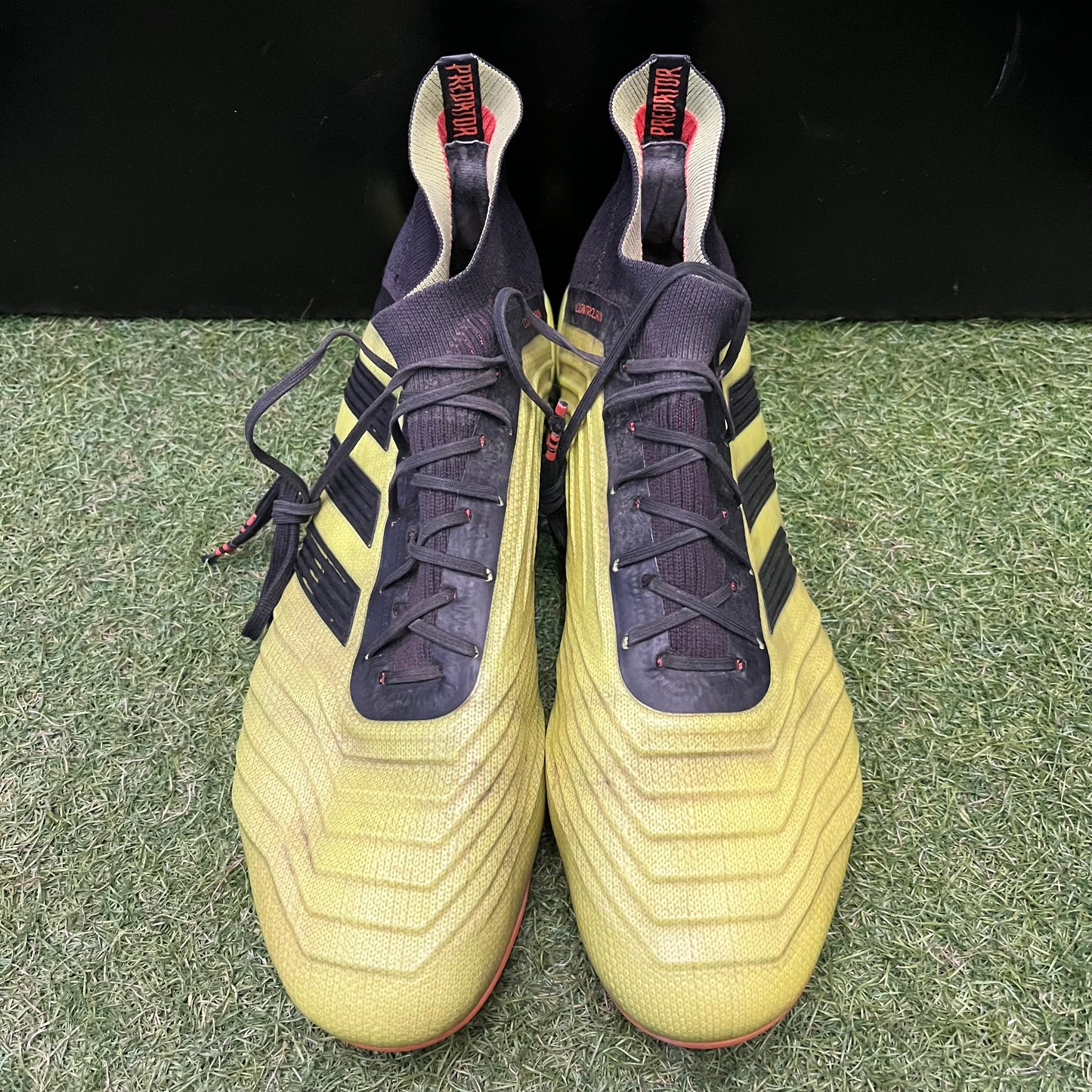 27.0 cm Used Goods中古スパイクPredator 18.1 HG