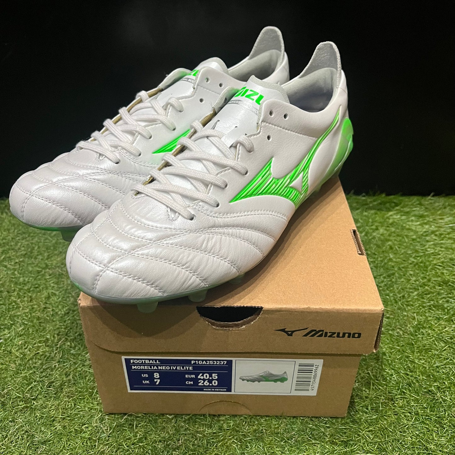日本未発売 モレリアネオ4 エリート P1GA253237 Morelia Neo4 elite Frontier Pack