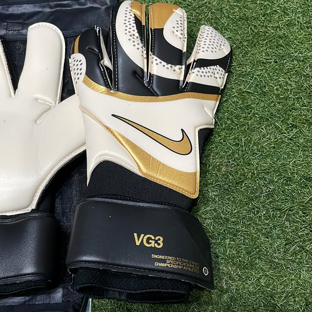 日本未発売 ヴェイパーグリップ3FB2999 011 Vapor Grip 3