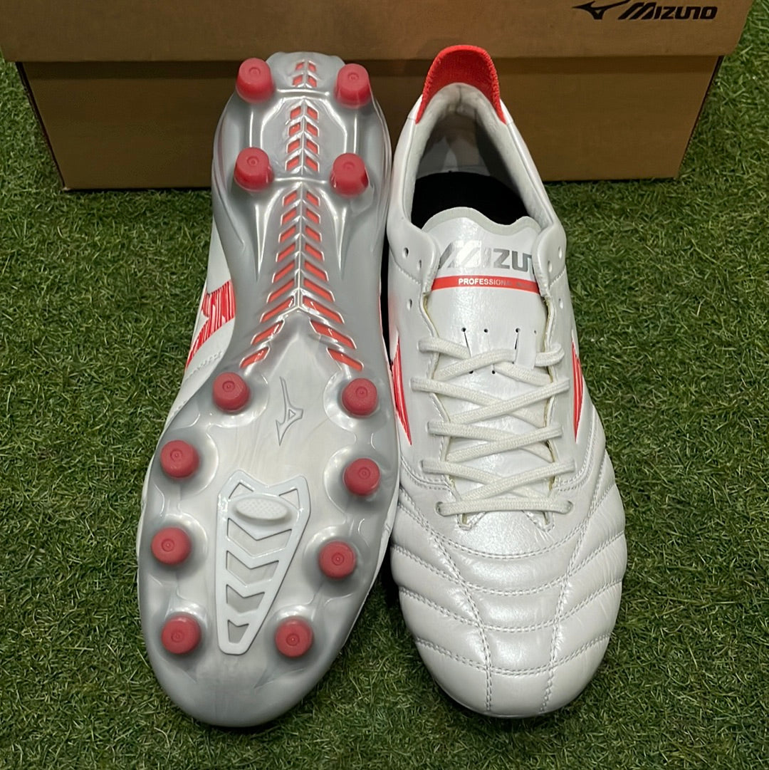 日本未発売 モレリアネオ4 エリート P1GA243260 Morelia Neo4 elite