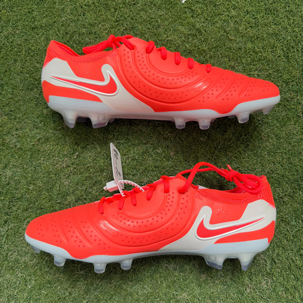 【箱無し】TIEMPO LEGEND 10 ELITE AG PRO 26.5cm DV4328 800