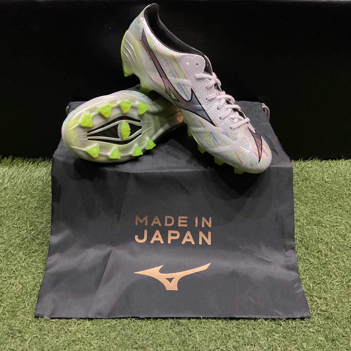 MIZUNO アルファ 2 JAPAN P1GA256009 Alpha 2