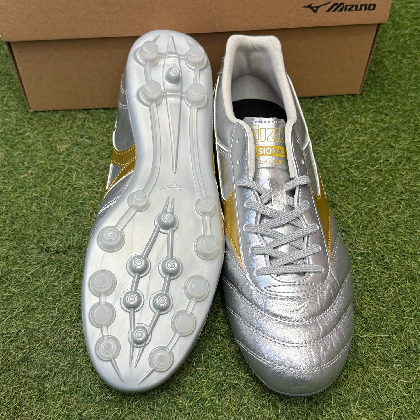 日本未発売 モレリア2 Pro AG P1GA251404 morelia 2 pro AG PLATINUM SILVER パック プラチナム シルバー パック