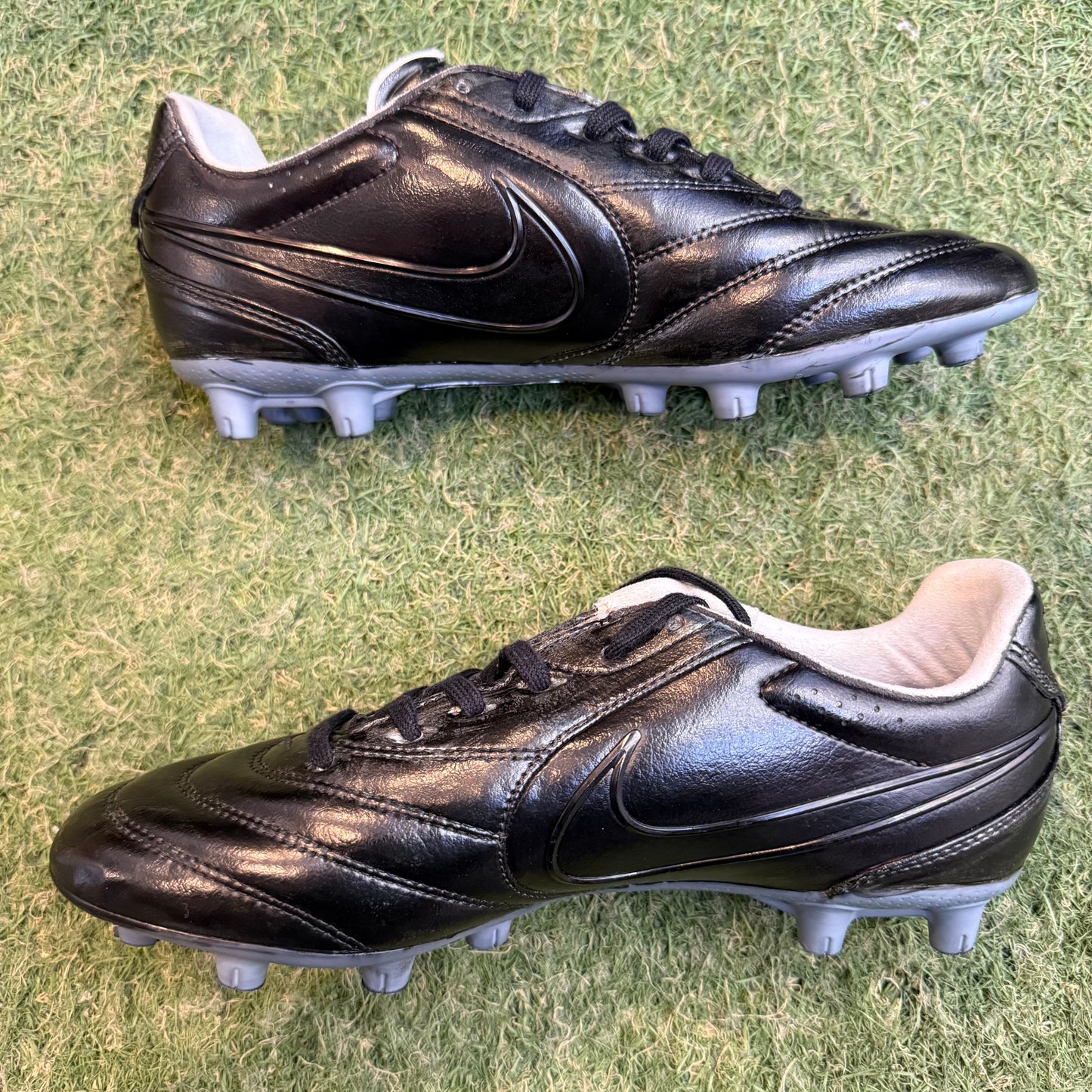 25.5 Used Goods中古スパイクTiempo Ligera HG (染色加工品)