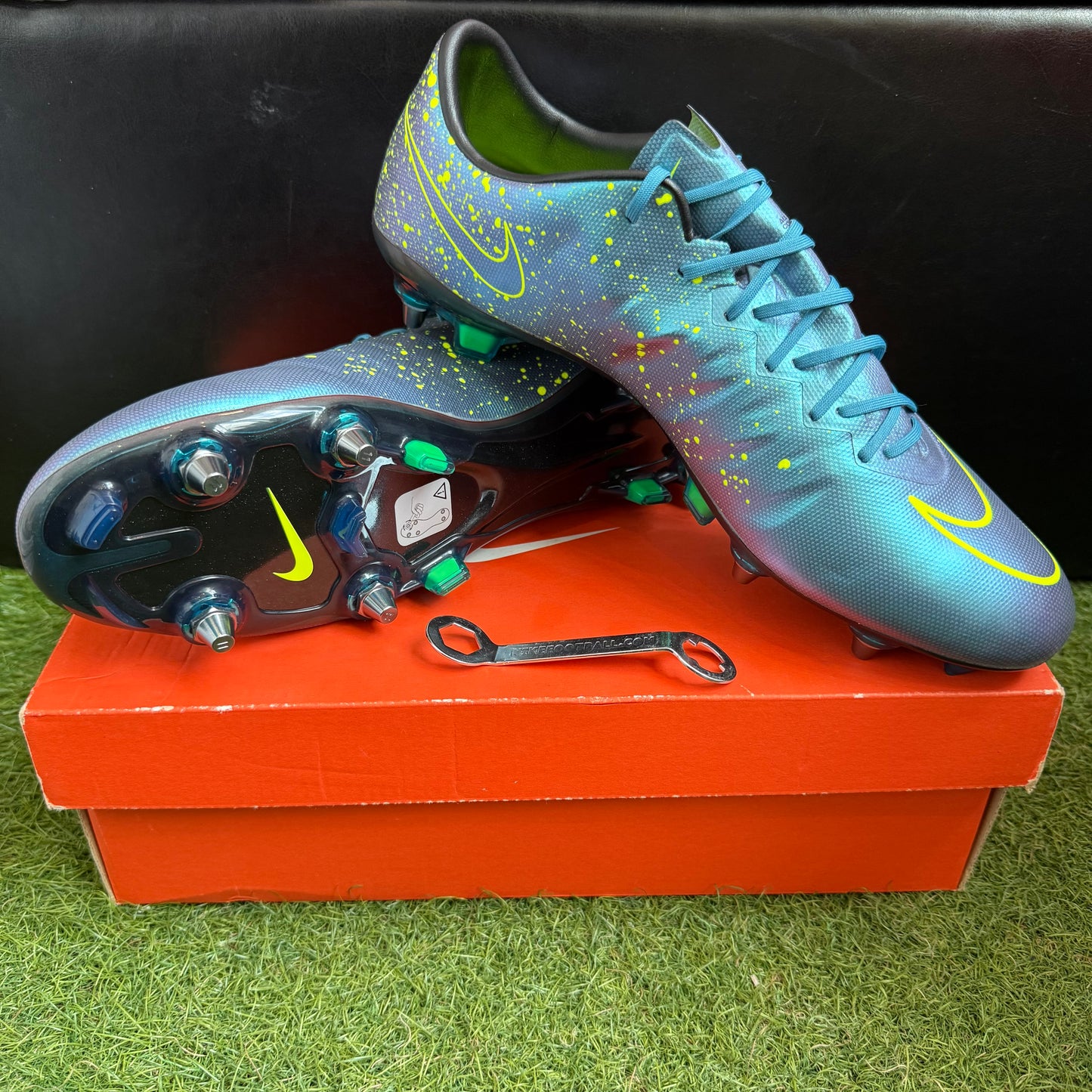 訳あり マークあり マーキュリアル ヴェイパー10 SG-PRO 648555-441