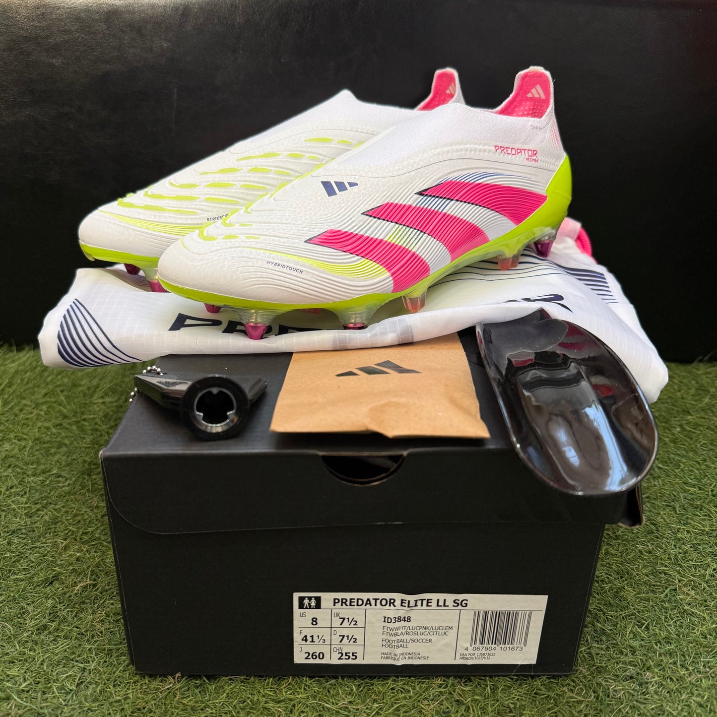 PREDATOR ELITE LL SG プレデター レースレス ID3848