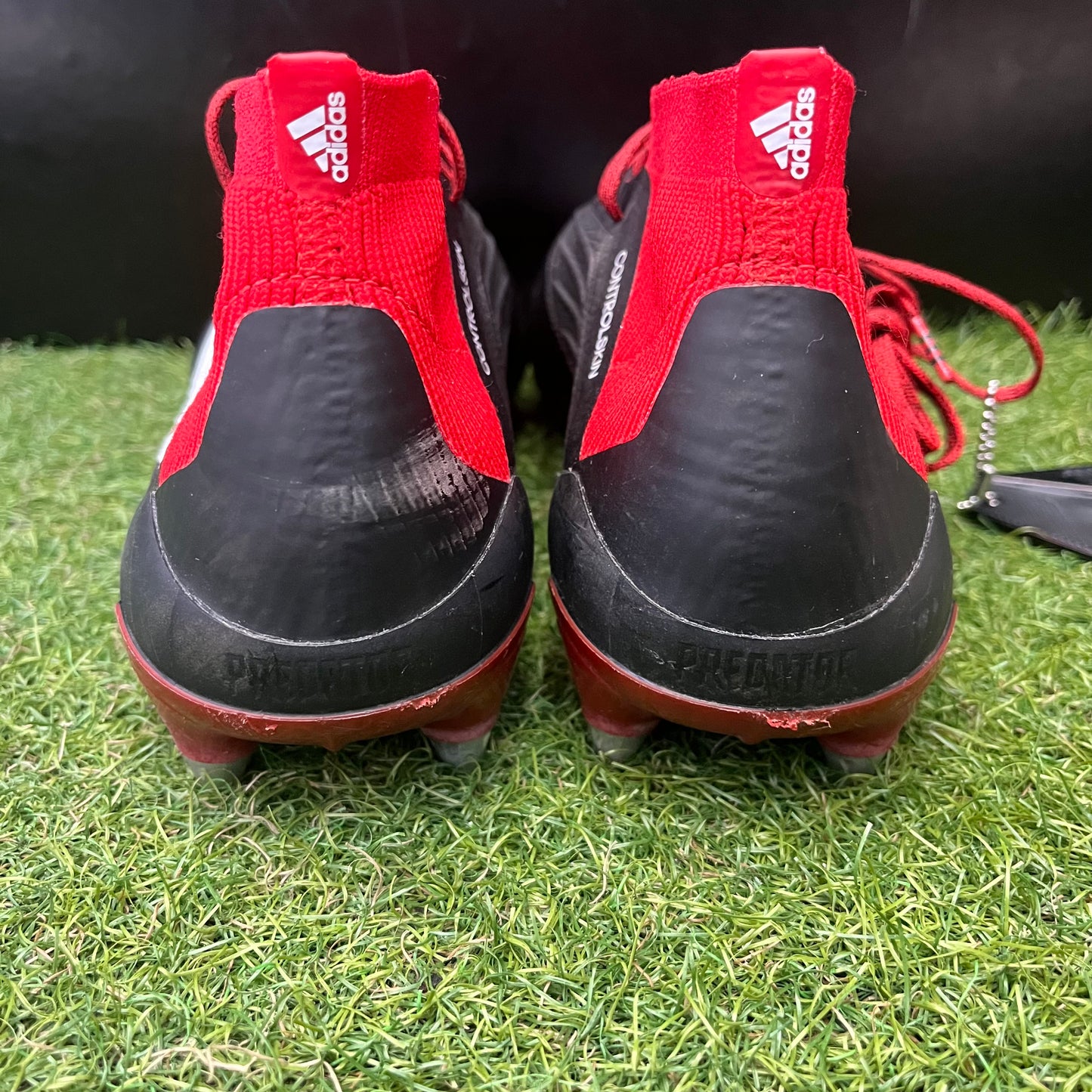 26.0cm Used Goods中古スパイクPredator 19.1 LE SG