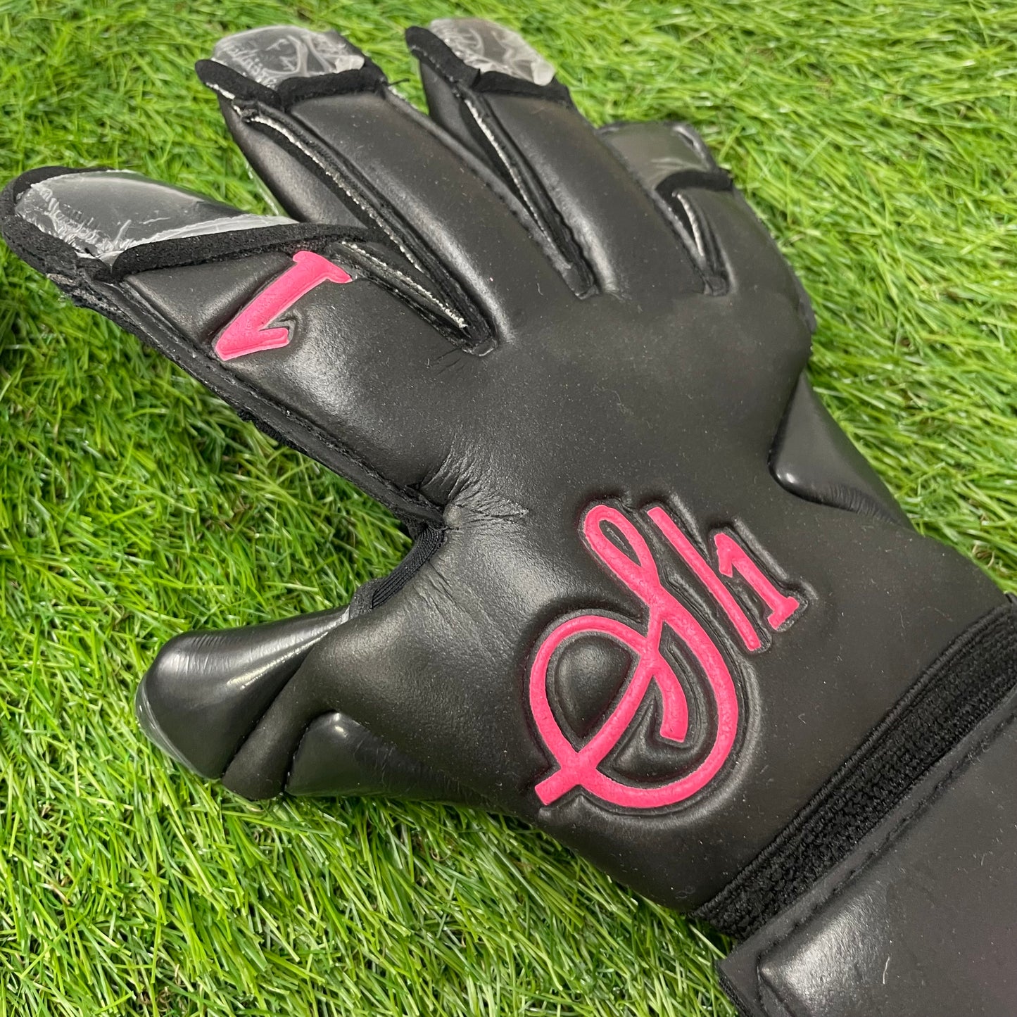 Black×Pink S/1 エススラッシュワン