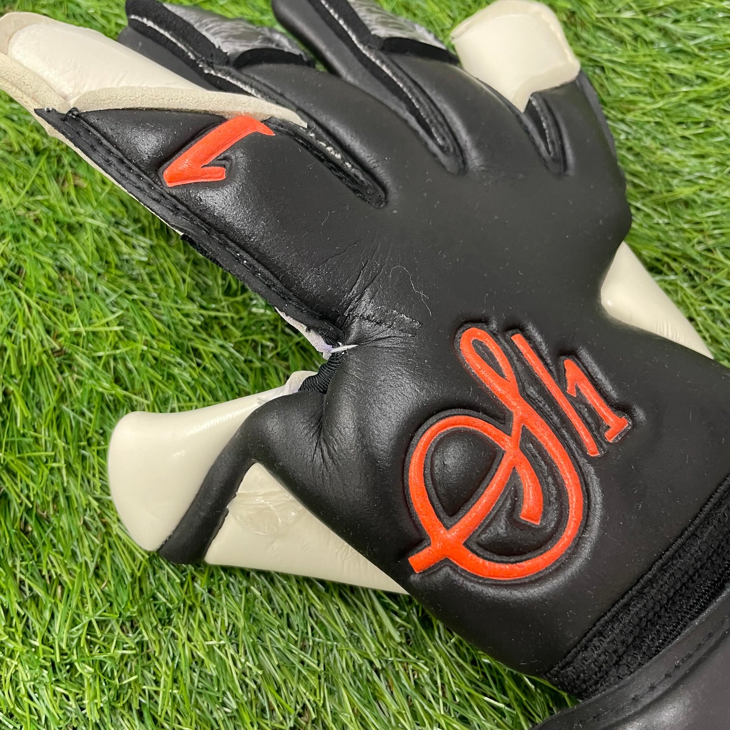 Black×Orange S/1 エススラッシュワン