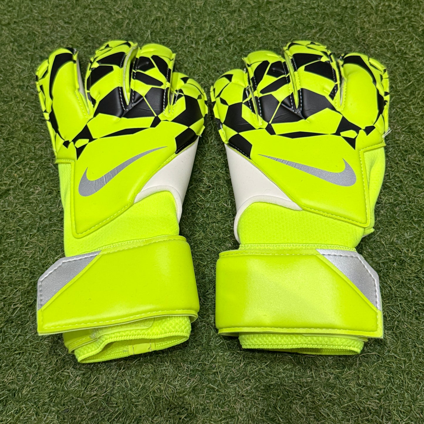 ヴェイパーグリップ3 RS PROMO 国際大会仕様 HQ3868 702 vapor grip 3