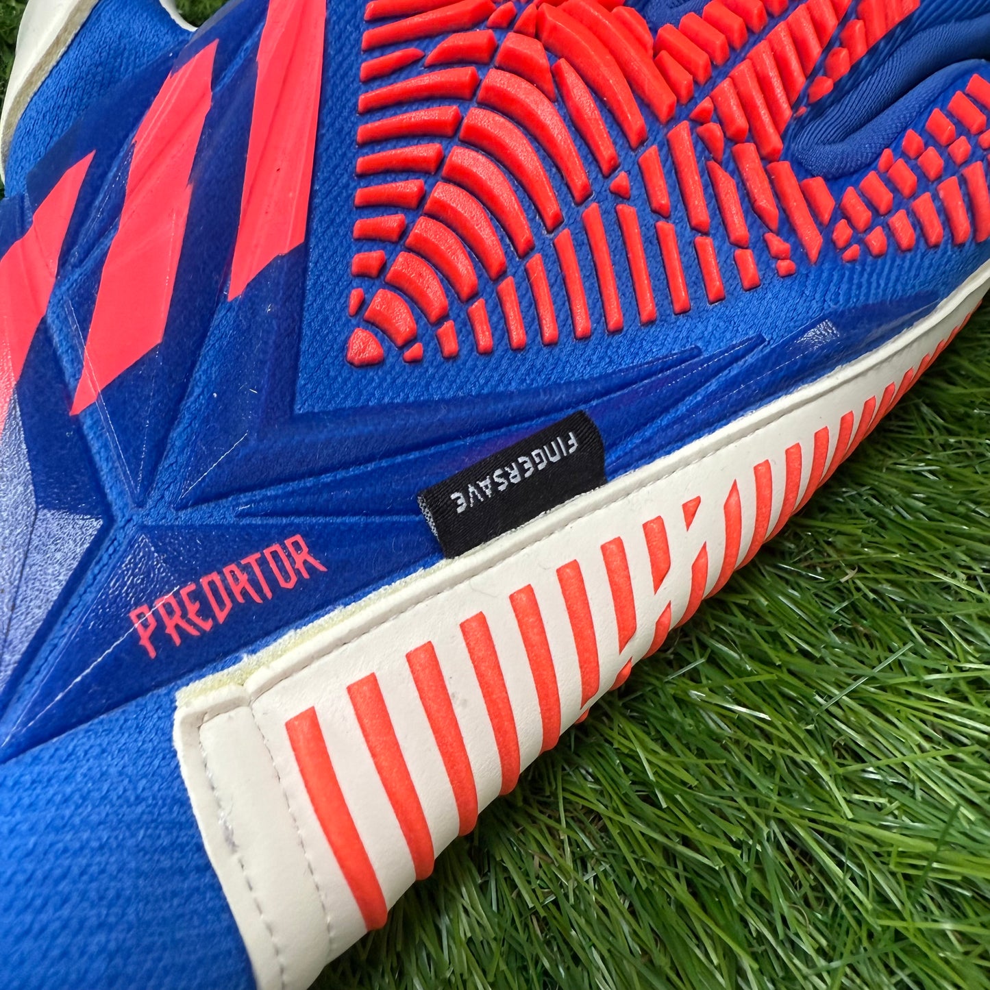 プレデター GL プロ フィンガーセーブ IE149 URG2.0 Predator GL Pro Fingersave