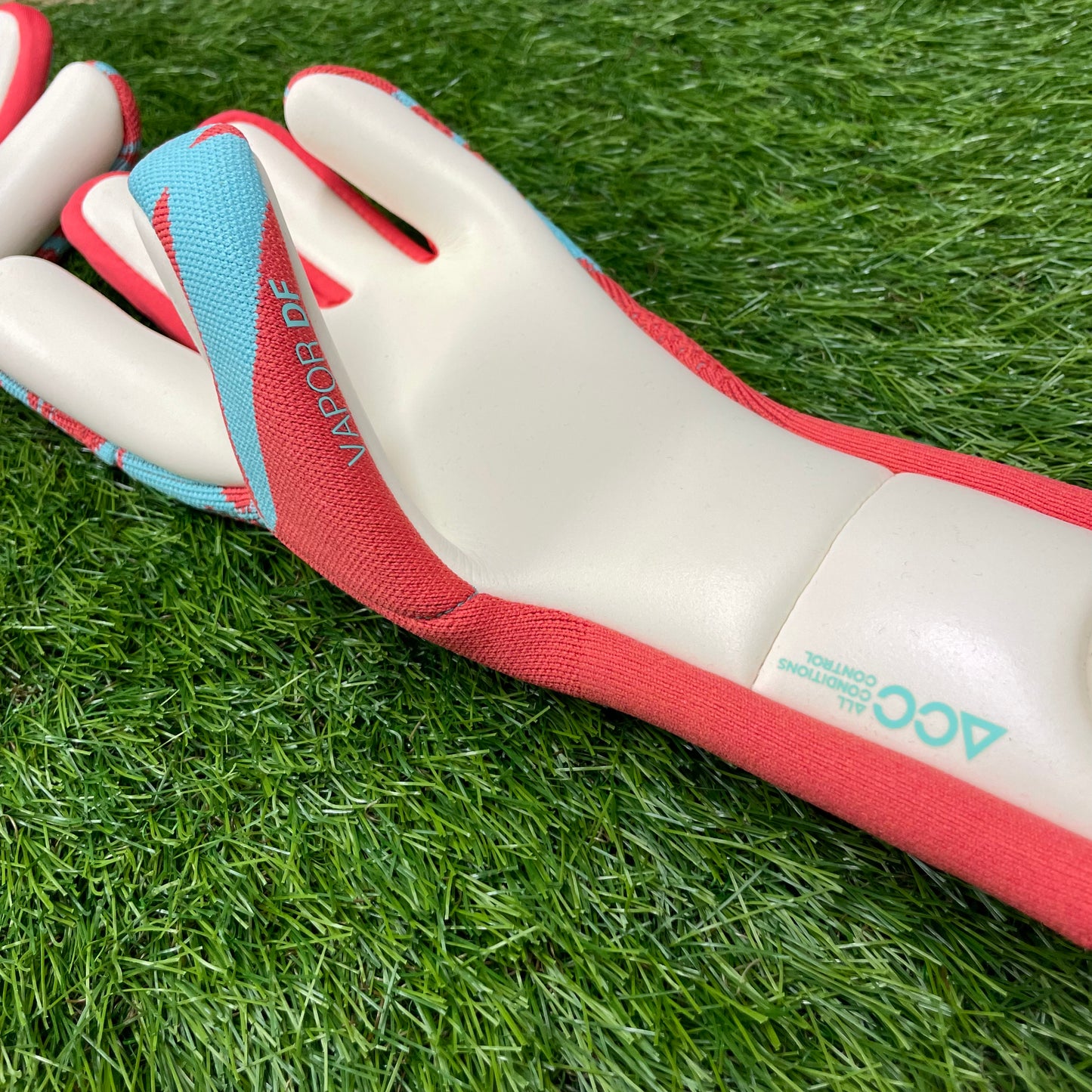 日本未発売 Vapor Dynamic Fit HQ0259 850