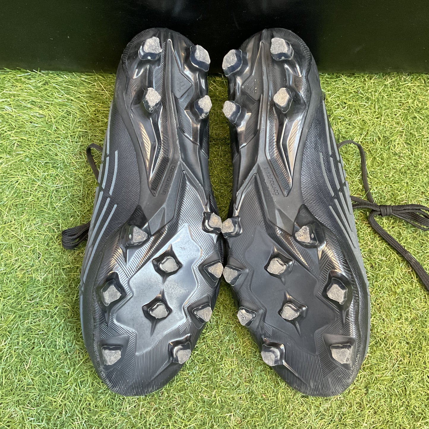 26.0cm Used Goods中古スパイクPredator Edge.1 HG