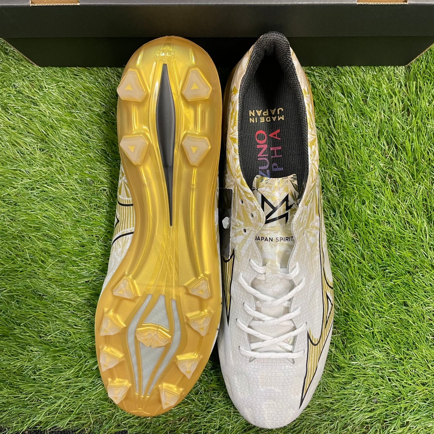 Mizuno α JAPAN P1GA246050
