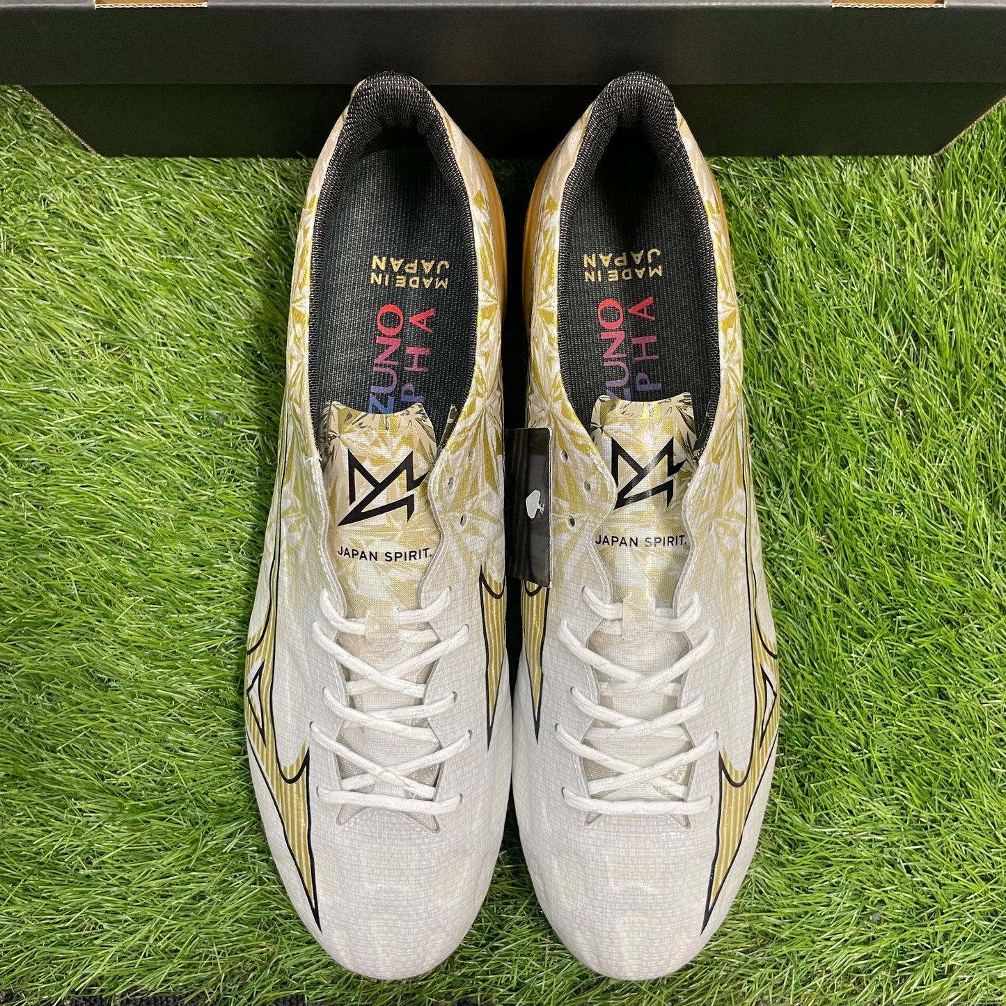 Mizuno α JAPAN P1GA246050