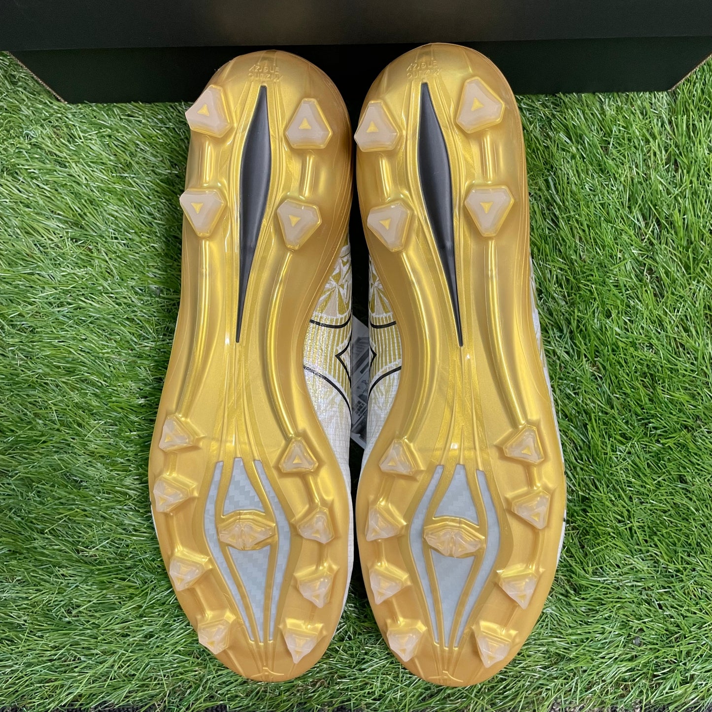 Mizuno α JAPAN P1GA246050