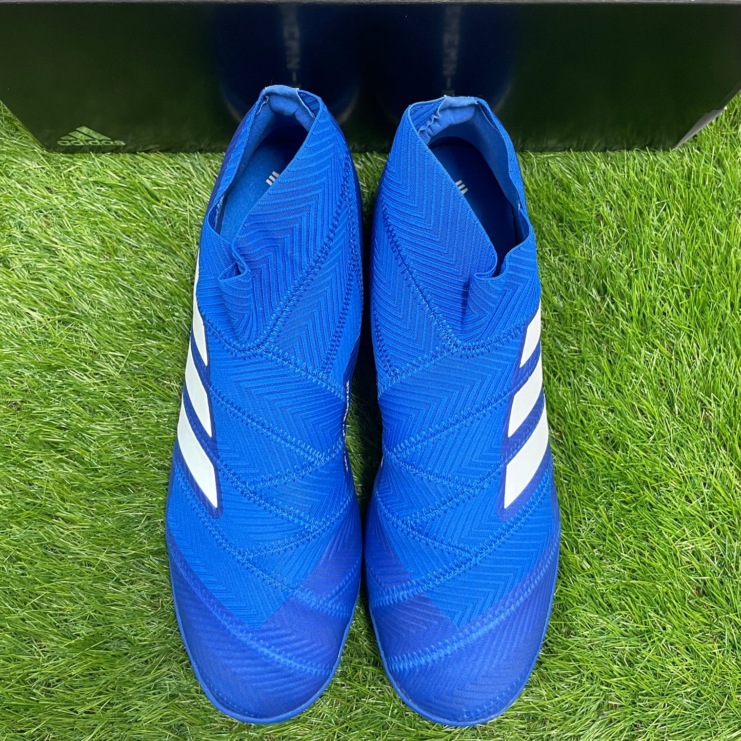 NEMEZIZ TANGO 18+TF DB2466