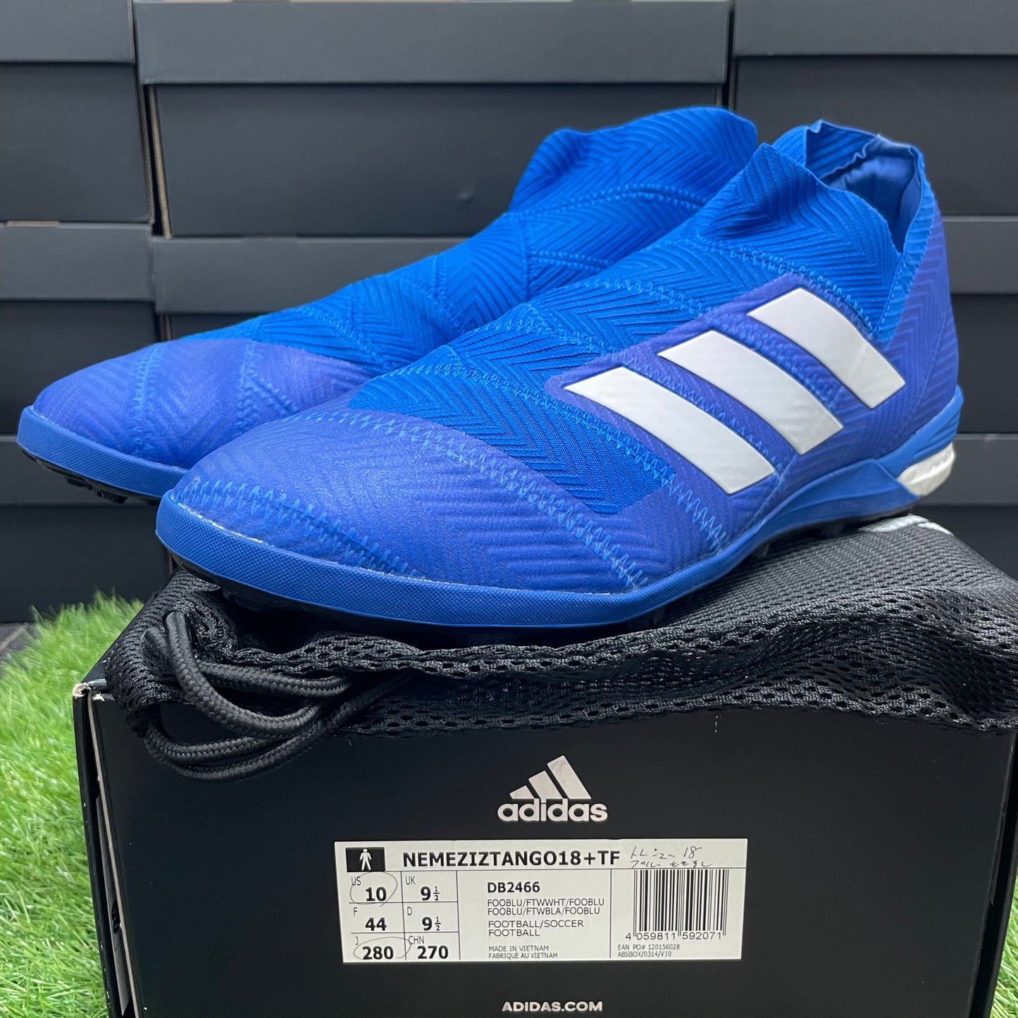 NEMEZIZ TANGO 18+TF DB2466
