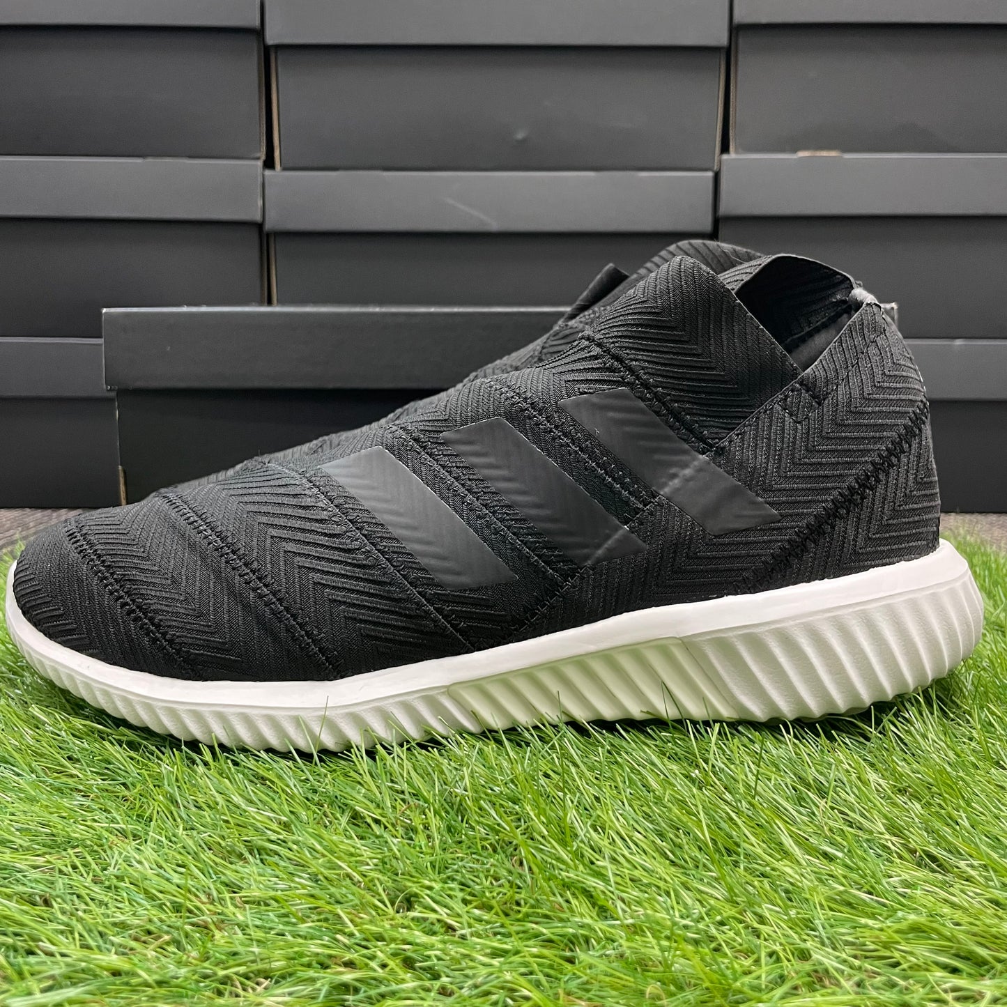 NEMEZIZ TANGO 18.1 TR AC7076