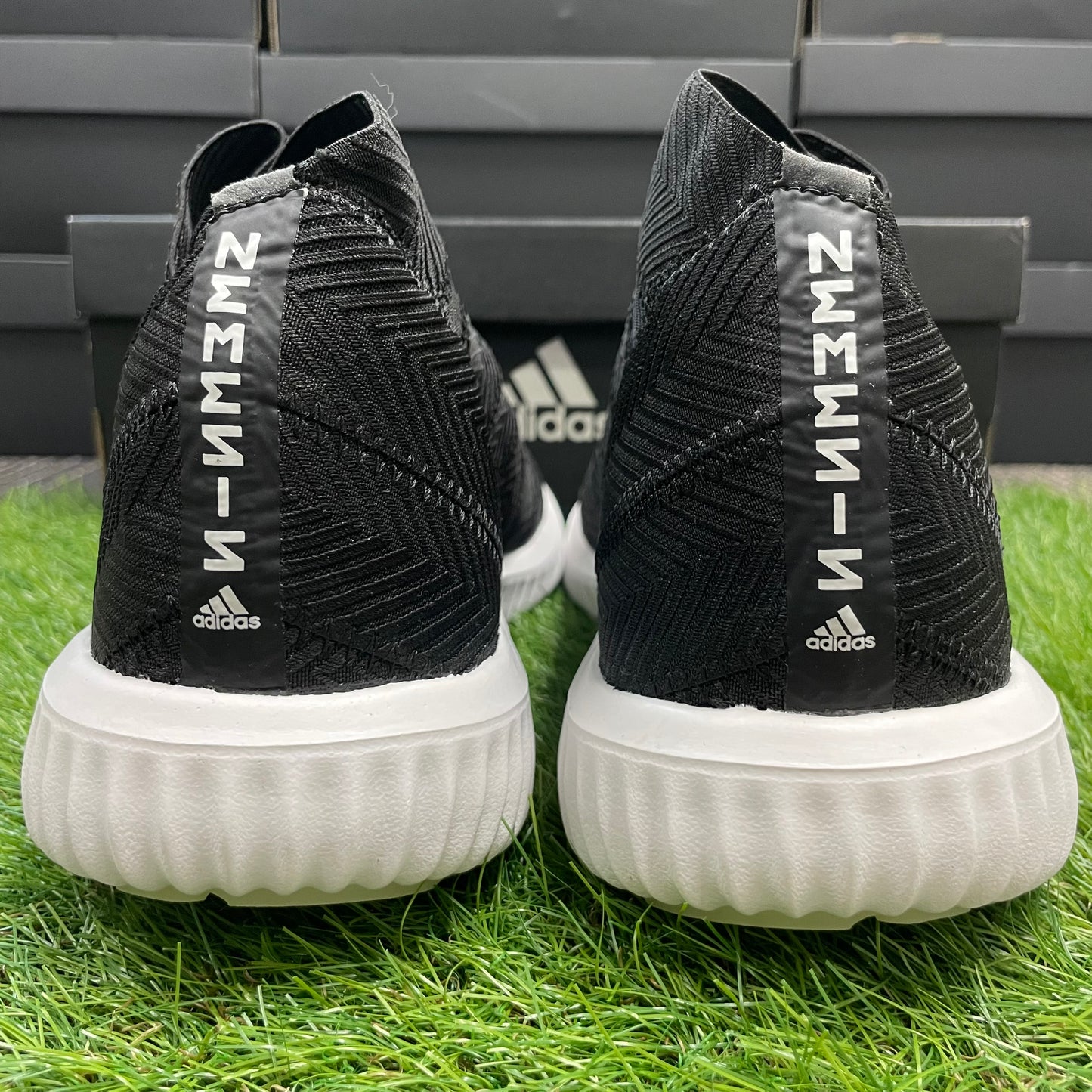 NEMEZIZ TANGO 18.1 TR AC7076