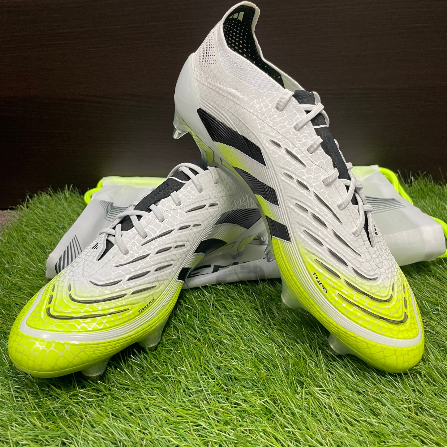 Predator Elite SG プレデター JI1067
