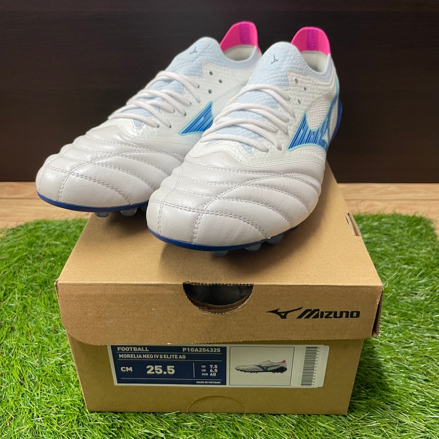 日本未発売 モレリアネオ4 β Elite AG P1GA254325