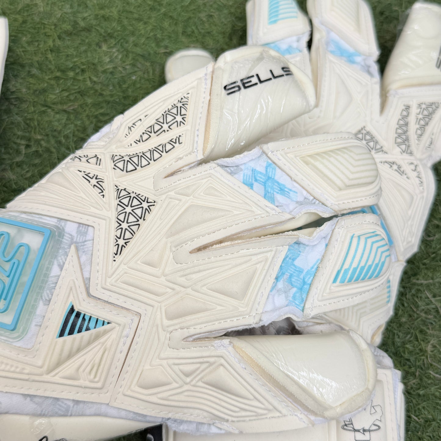 セルス リヴォルべ アクア ピュア Sells REVILVE Aqua Pure