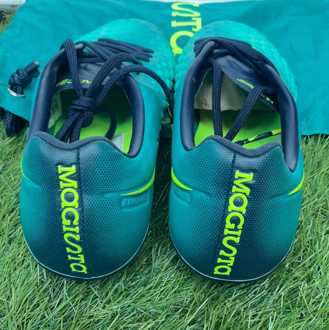 Magista Opus FG ACC 843813 808 without shoe case