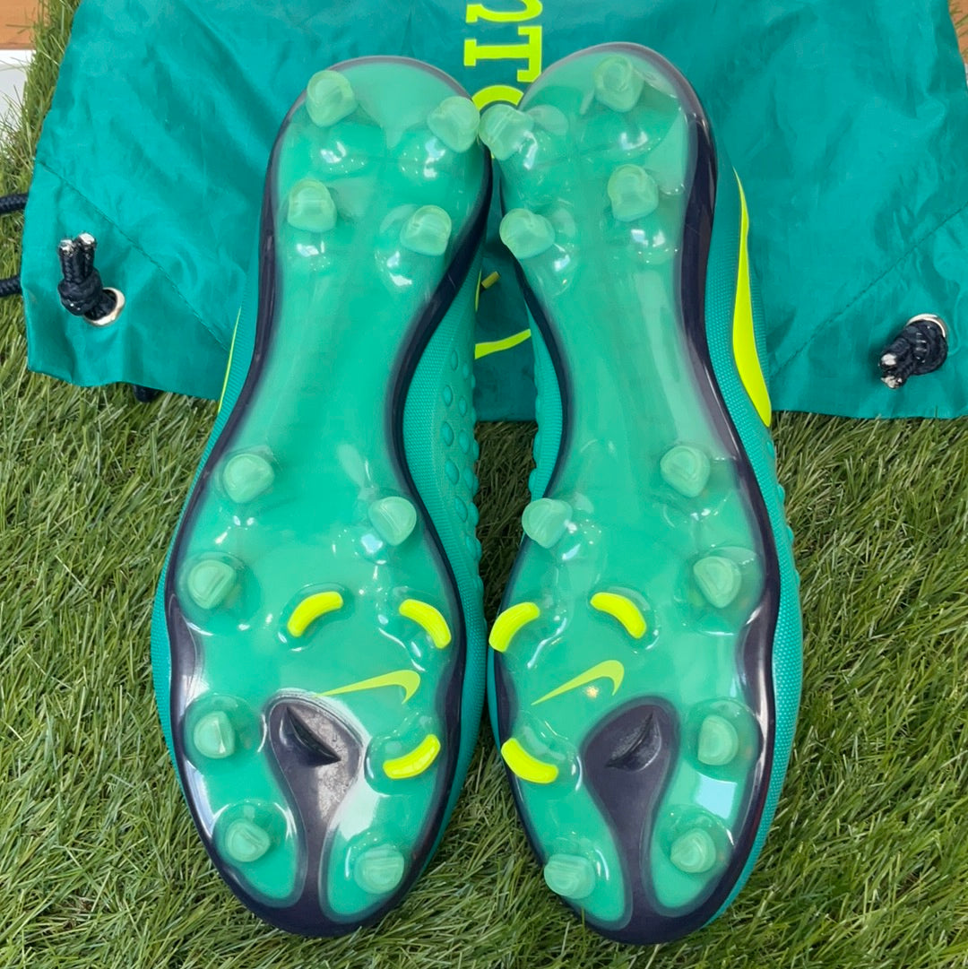 Magista Opus FG ACC 843813 808 without shoe case
