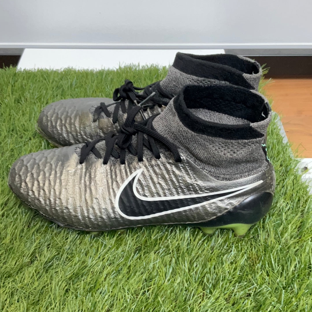 Used Goods中古スパイク Magista Obra FG