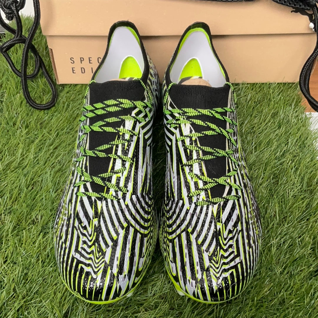 ULTRA ULTIMATE Teaser FG AG 107030 01