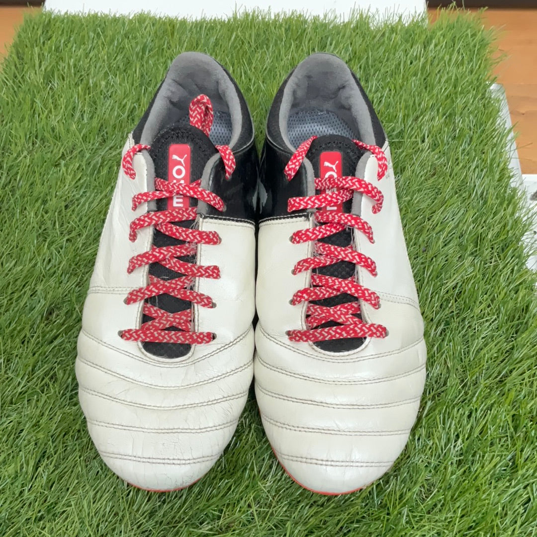 Used Goods used spikes Tiempo Legend 7 HG