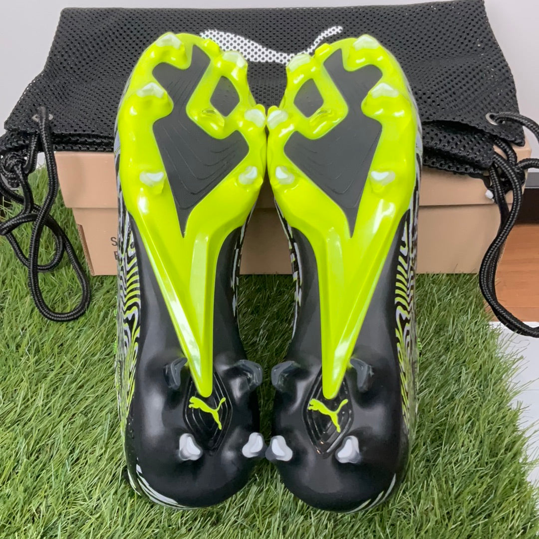 ULTRA ULTIMATE Teaser FG AG 107030 01