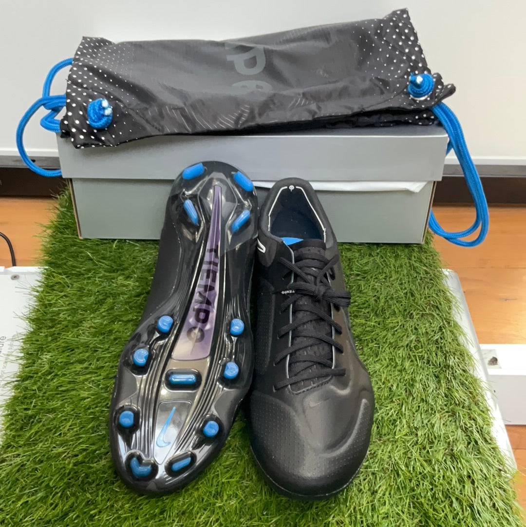 Tiempo Legend 9 FG ACC CZ8482 121