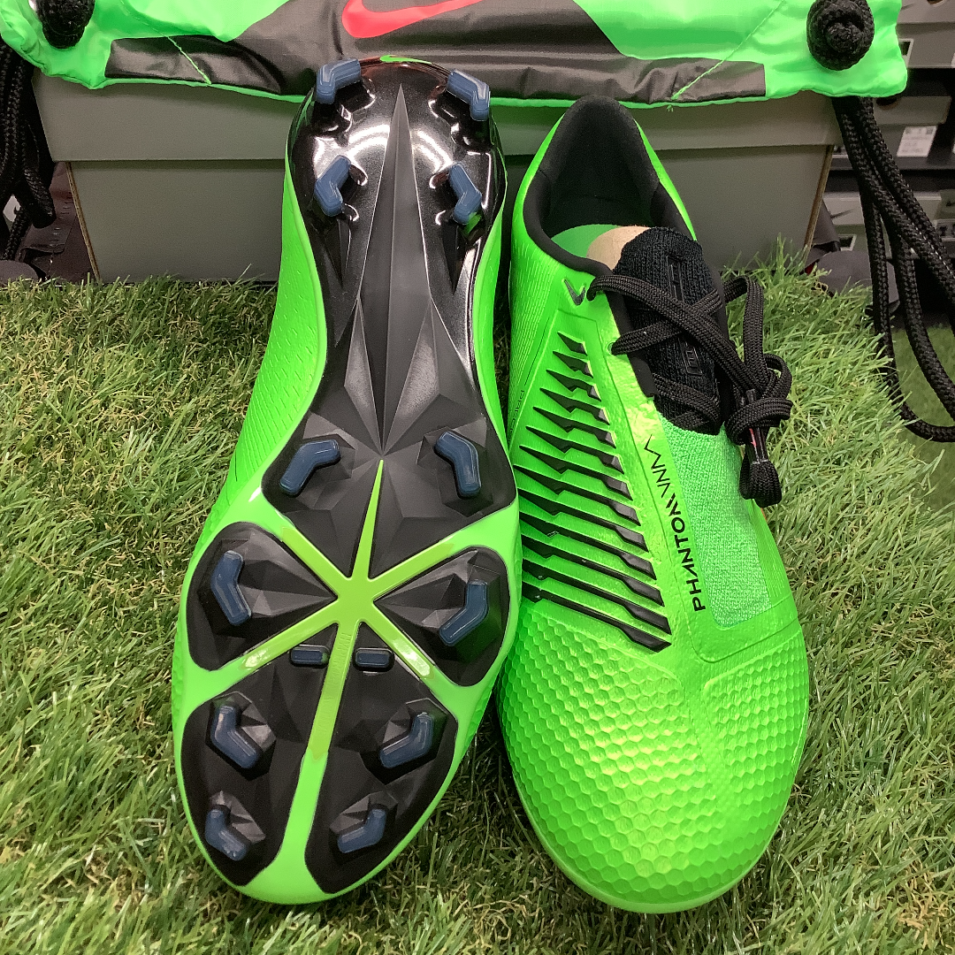 Nike phantom venom deals acc