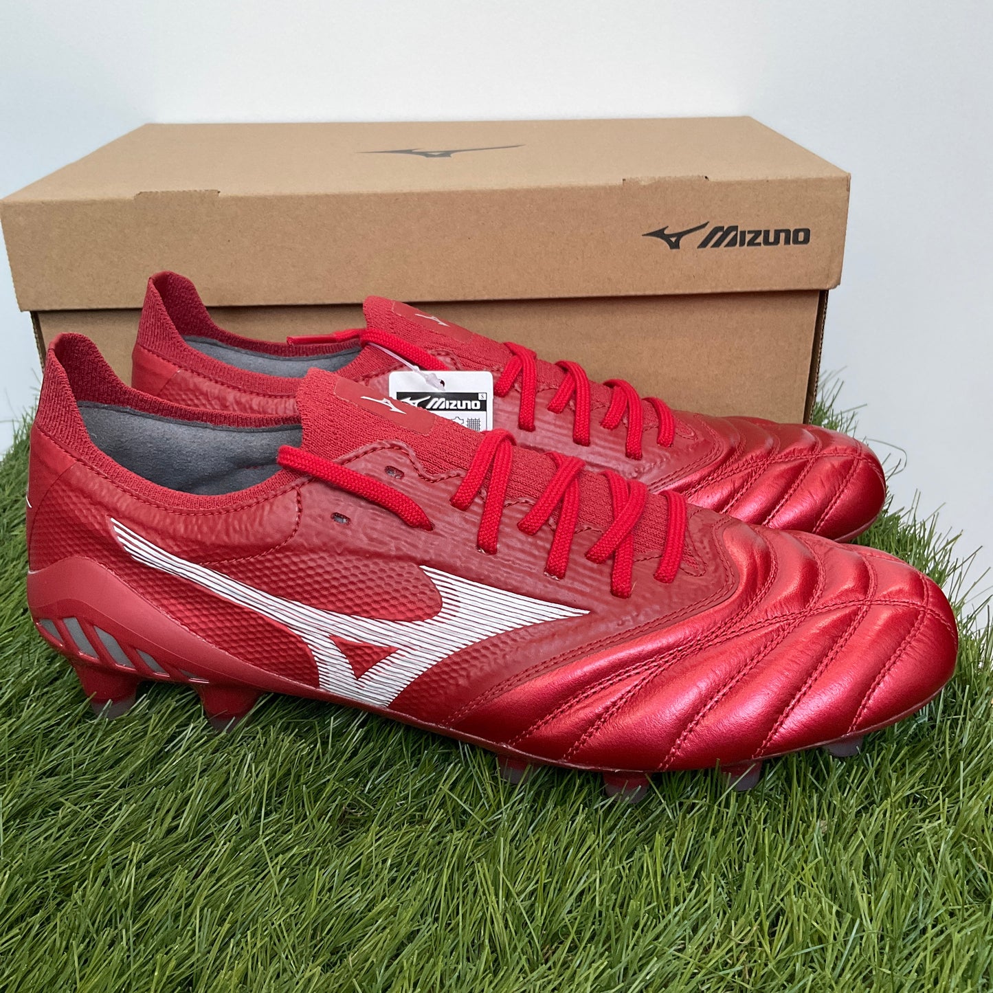 Morelia Neo 3 β Elite P1GA229160 Passion Red Beta