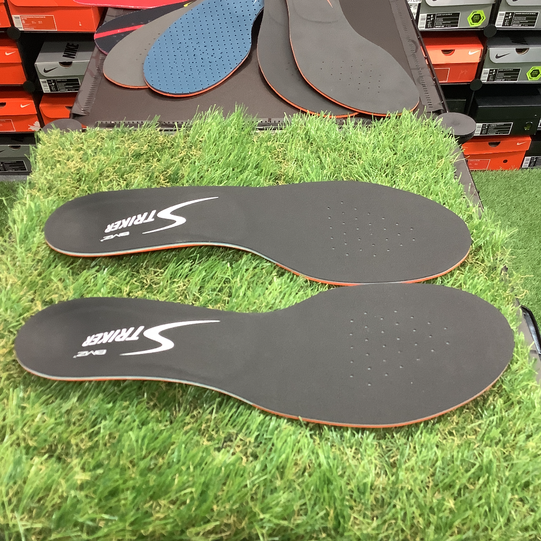 ストライカースポーツ