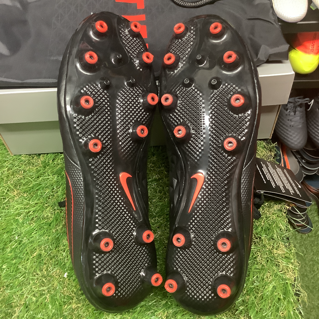 Tiempo Legend 8 AG-PRO BQ2696 060